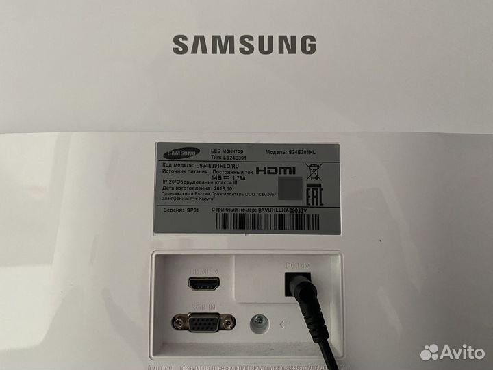 Монитор Samsung