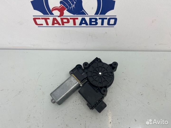 Моторчик стеклоподъемника передний правый Opel