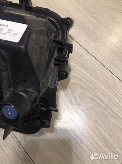 Mitsubishi asx фара противотуманная правая