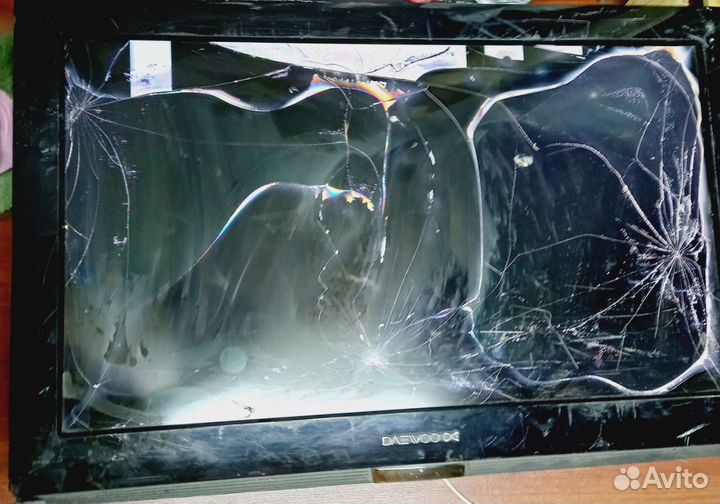 LED-телевизор daewoo LP32L1 разбор / SL602M-P