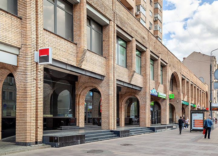 Торговая площадь с высоким трафиком