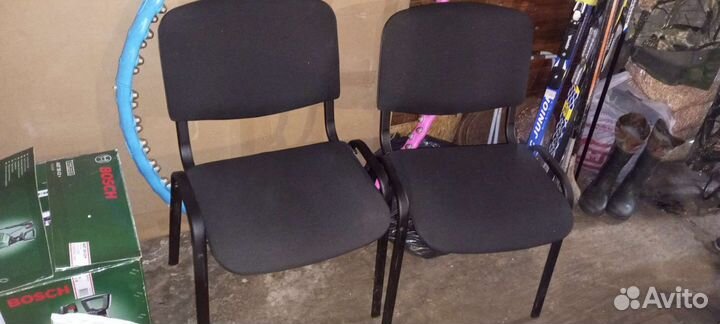 Стулья для посетителей