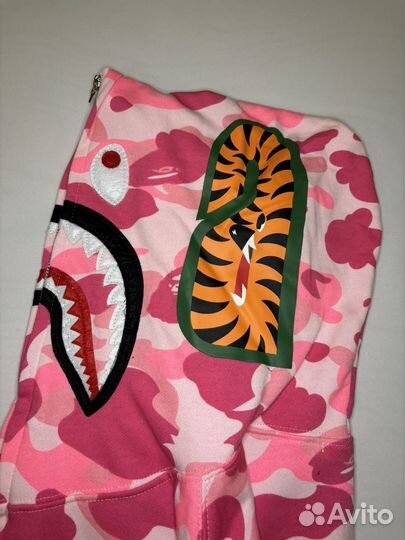 Zip-Shark Bape