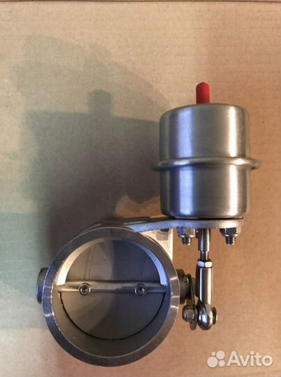 Заслонка на выхлоп