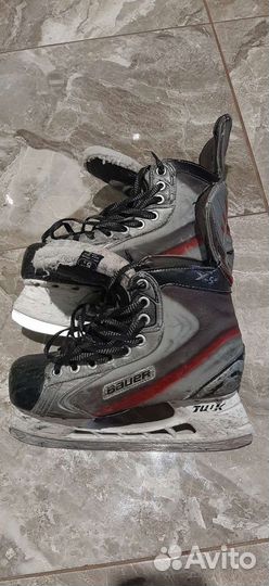 Хоккейные коньки bauer 39 р-р