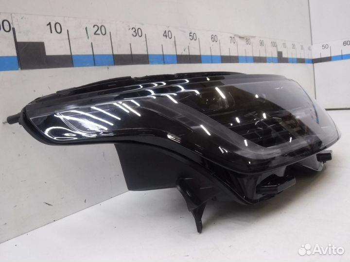 Фара правая Land Rover Range Rover