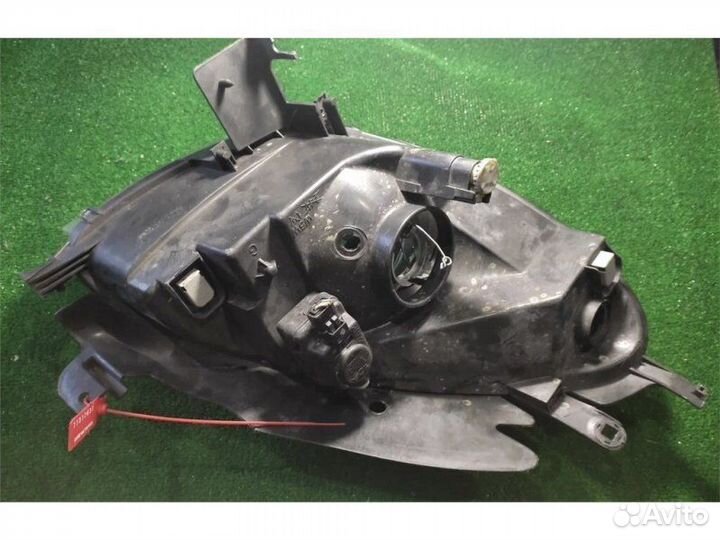 Фара левая Citroen Xsara Picasso 1.6 2003