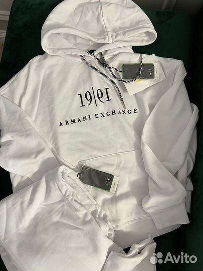 Спортивный костюм женский armani