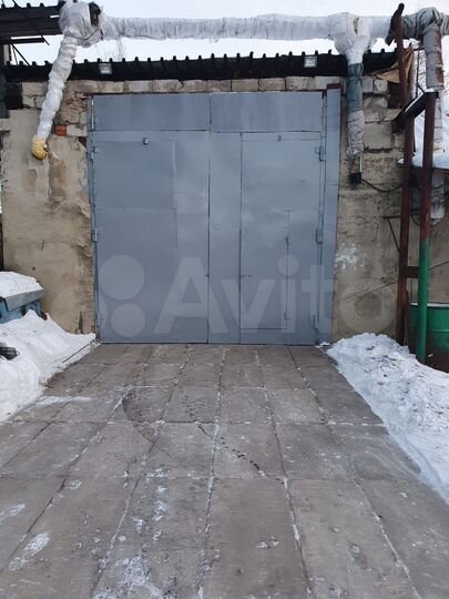 Гараж, > 30 м²