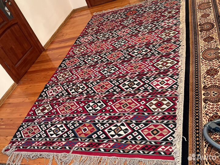 Ковер килим