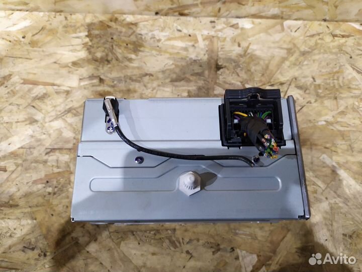 Штатная магнитола Опель Астра J