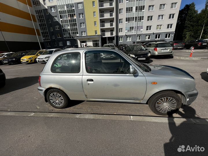 Nissan March 1.0 AT, 1998, 120 000 км