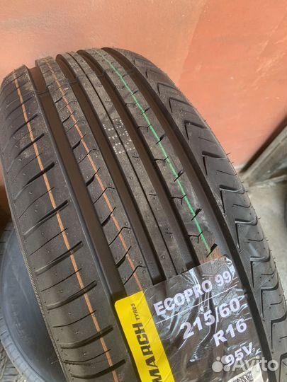 Roadmarch EcoPro 99 215/60 R16