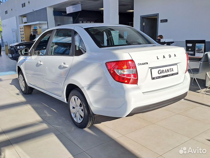 LADA Granta 1.6 МТ, 2023