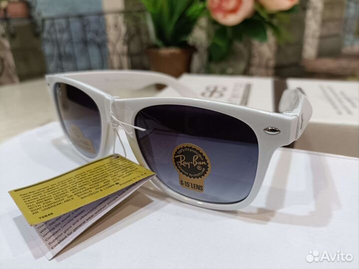 Солнцезащитные очки ray ban