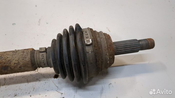 Полуось Volkswagen Polo, 2000