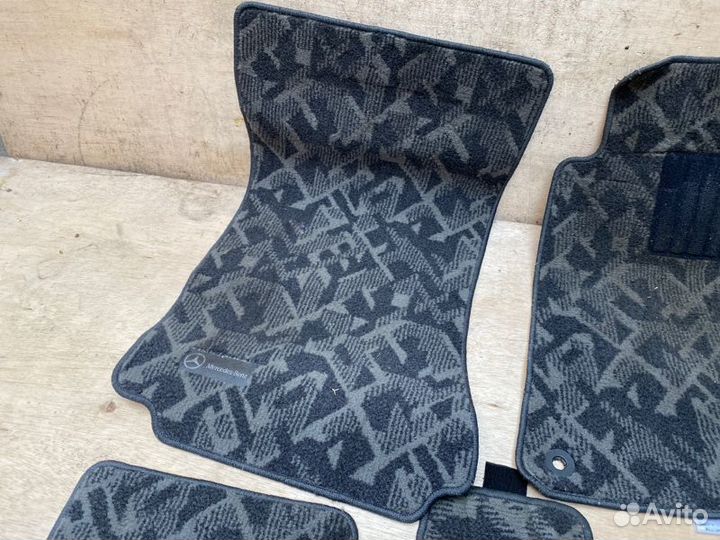 Коврики комплект Mercedes-Benz C-Class W203