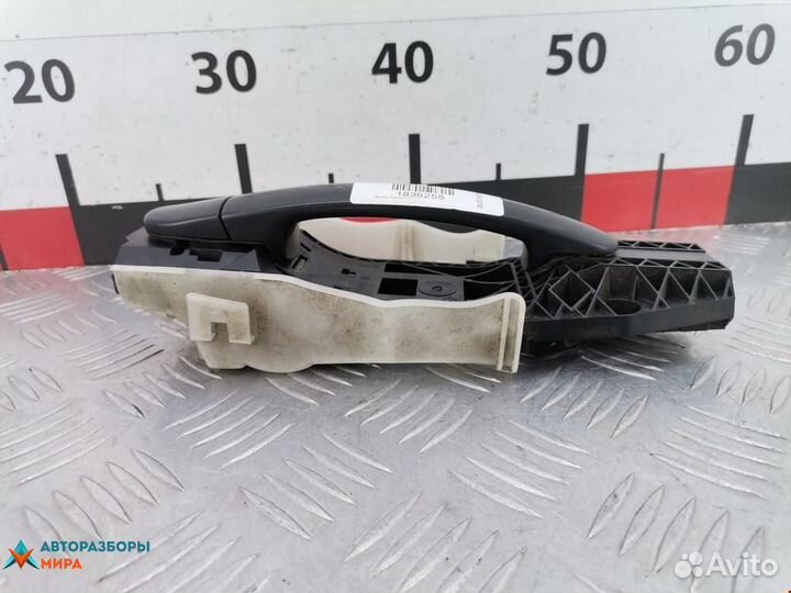 Ручка наружная передняя левая Skoda Rapid 2015