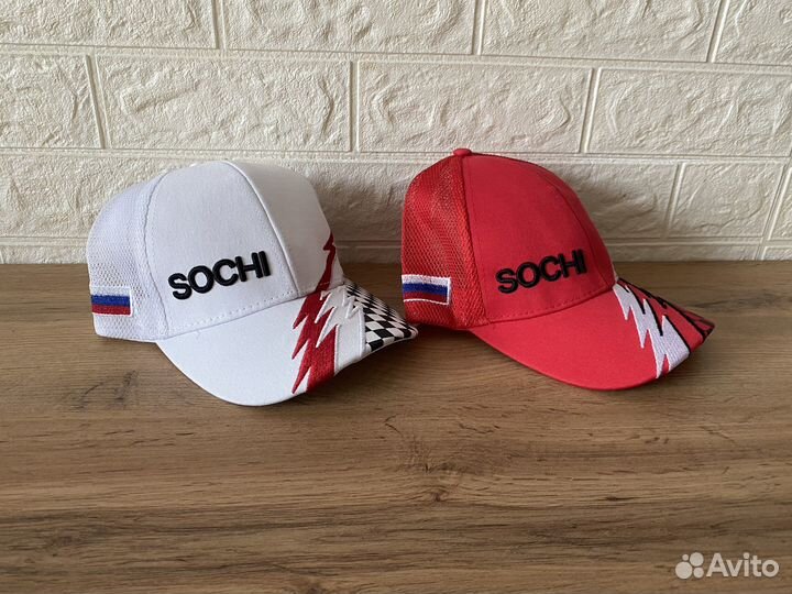 Бейсболки парные унисекс новые