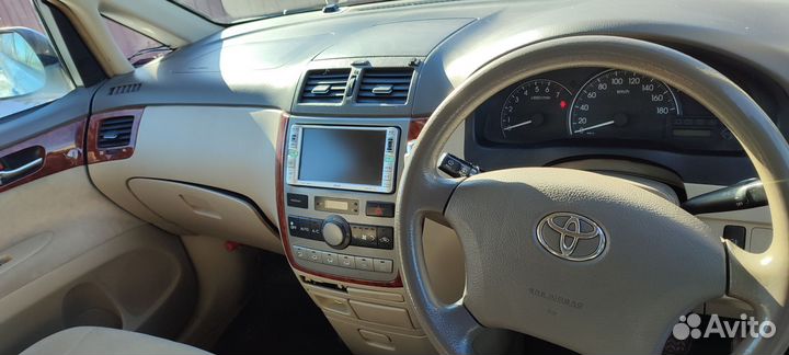 Toyota Ipsum 2.4 AT, 2005, 328 000 км