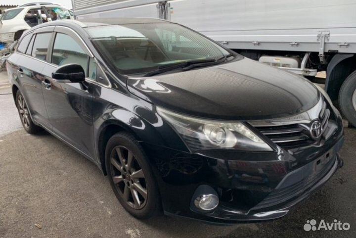 Трубки кондиционера передние Toyota Avensis