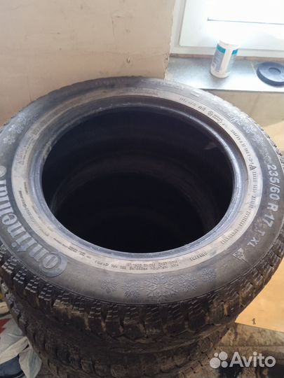 Continental ContiIceContact 4x4 235/60 R17