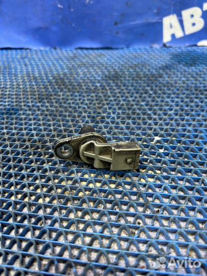 Датчик положения распредвала Ford Focus 2 kkda