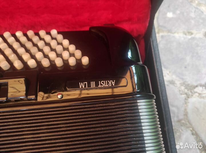 Баян с уникальной историей,был куплен в подарок