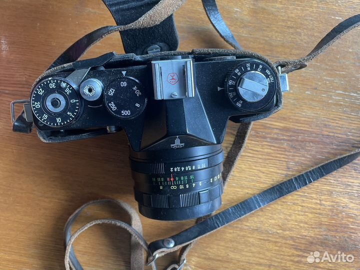 Плёночный фотоаппарат Zenit
