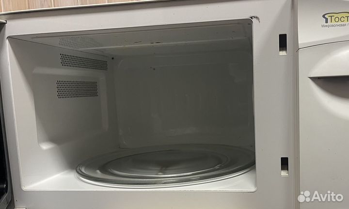 Микроволновая печь с тостером