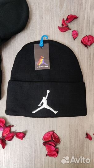 Зимняя шапка Jordan