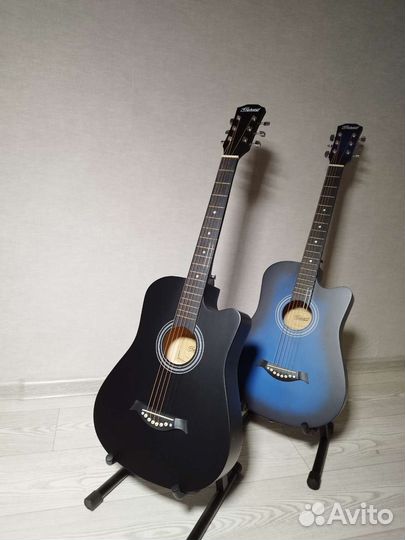 Акустическая гитара