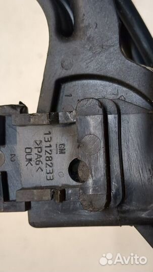 Ручка открывания капота Opel Meriva, 2005