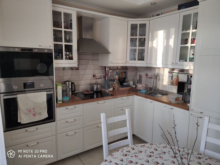 3-к. квартира, 81,6 м², 17/27 эт.