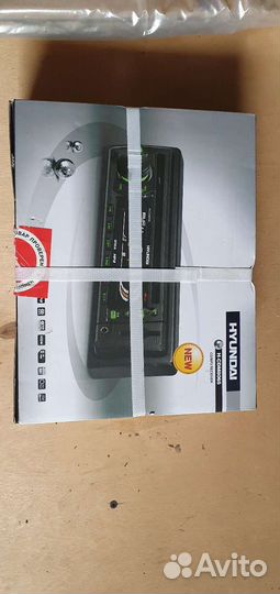 Автомагнитола Hyundai H-CDM8065