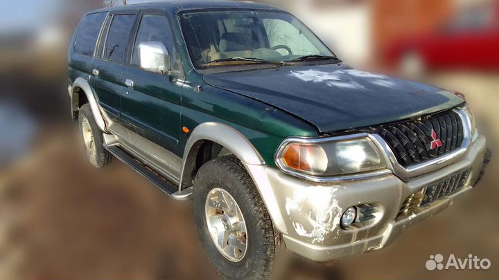 Кузов частями Мицубиси Монтеро Спорт