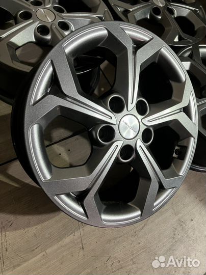 Почти новые диски на Ford r16