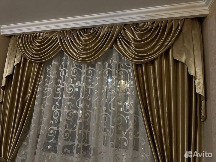 Шторы с ламбрекеном и тюль