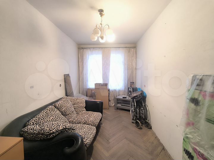 Доля в 3-к. квартире, 58 м², 5/5 эт.