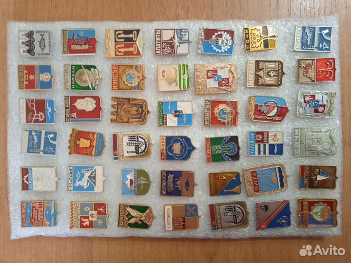 Значки. Гербы. Города. Набор. 360 шт