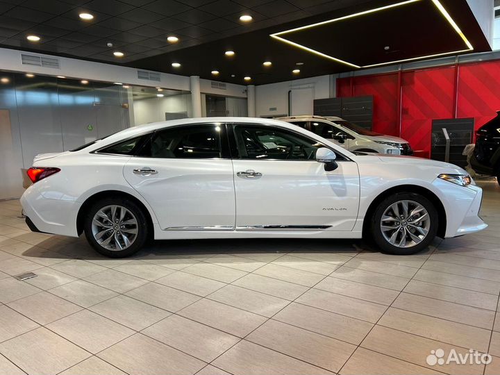 Toyota Avalon 3.5 AT, 2023