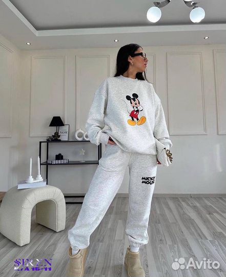 Спортивный костюм