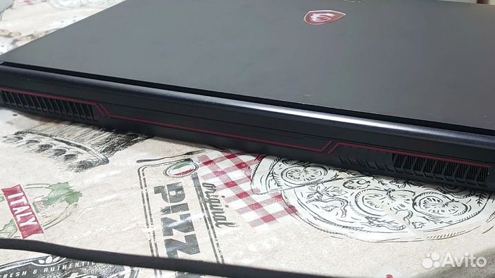 Игровой ноутбук MSI MS-1799