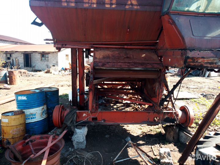 Комбайн Ростсельмаш Нива, 1992