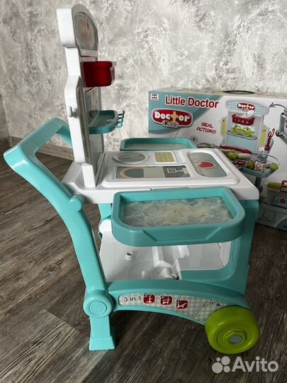 Игровой медицинский столик