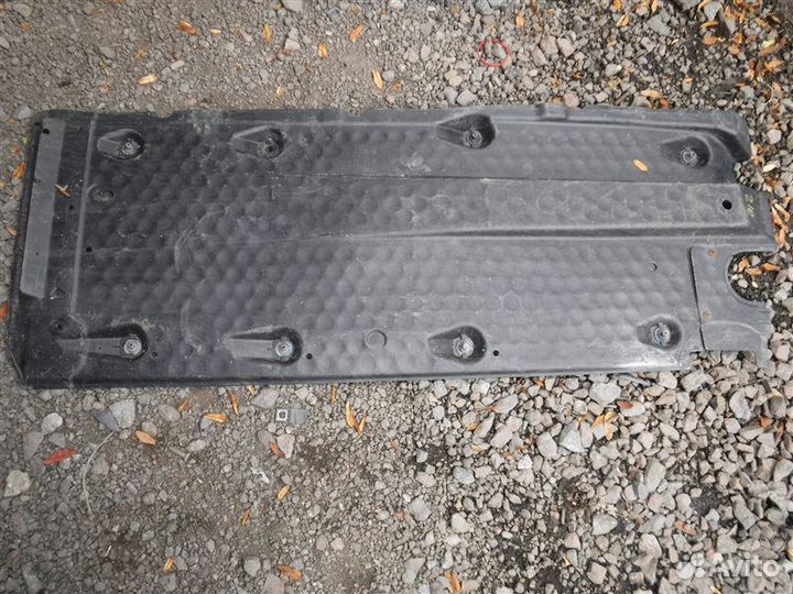 Кожух защитный лев. Skoda Octavia