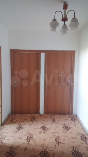 Комната 12 м² в 3-к., 8/16 эт.