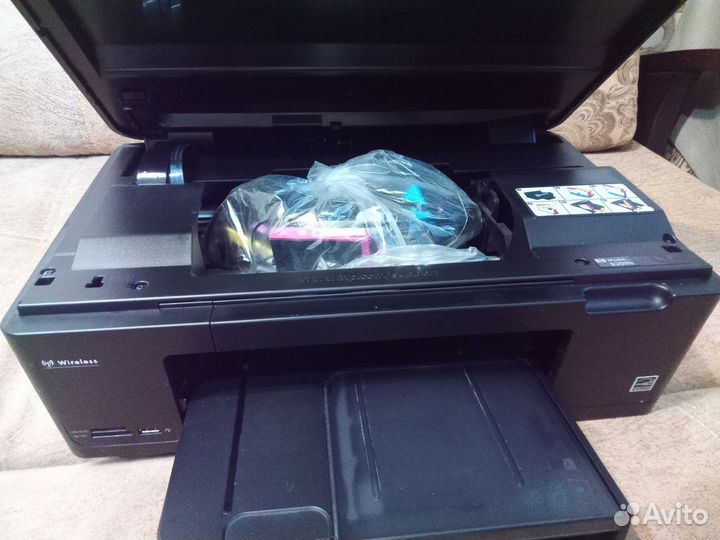 Цветной струйный мфу HP Photosmart Plus B209b