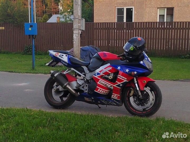 Хонда CBR 929