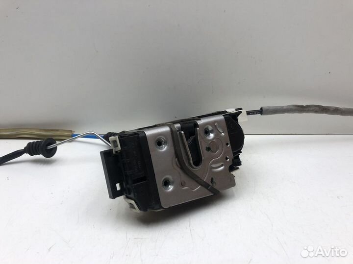 Замок двери задней левой Mercedes Benz W212 E-Klas